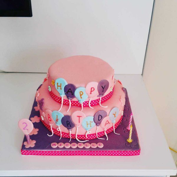 Custom Cakes - Image 8