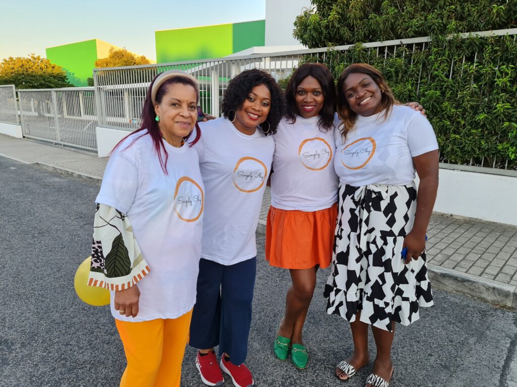 Simply Oby with friends